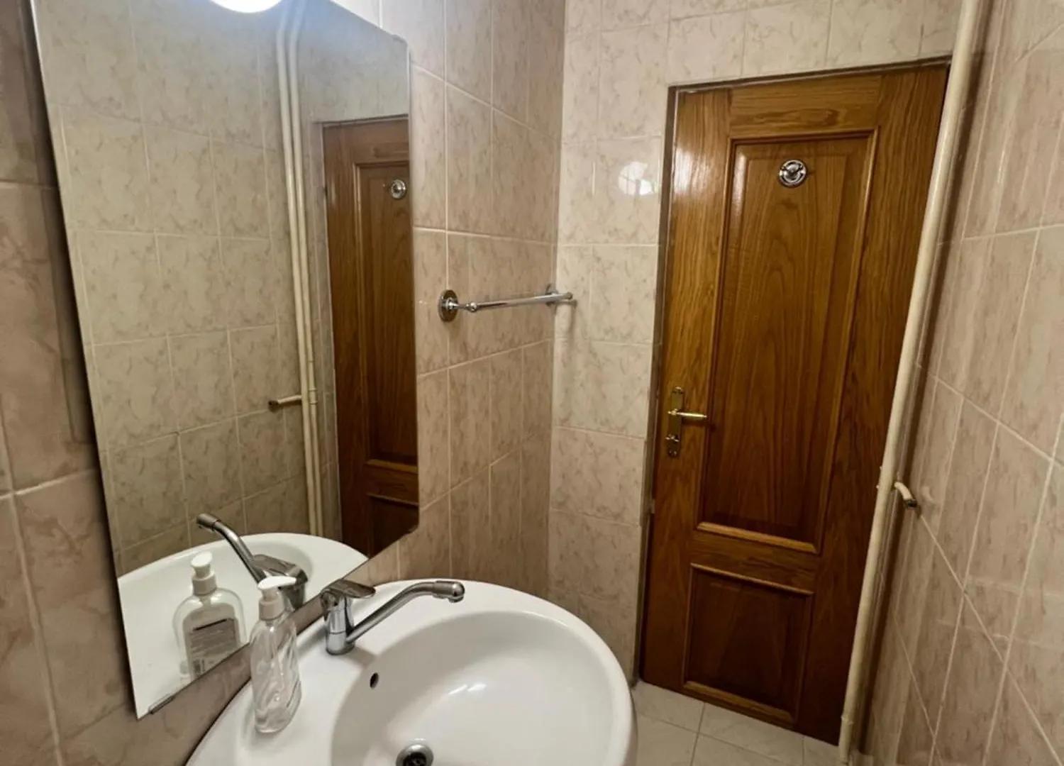 Lazynest - Central 2Br Apt Near Piata Alba Iulia Bucharest Romania
