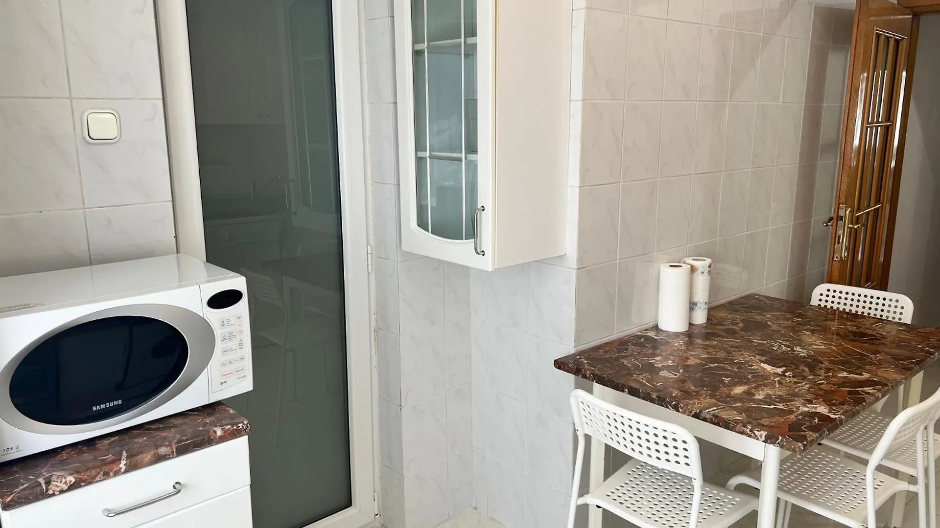 Lazynest - Central 2Br Apt Near Piata Alba Iulia Bucharest Apartment