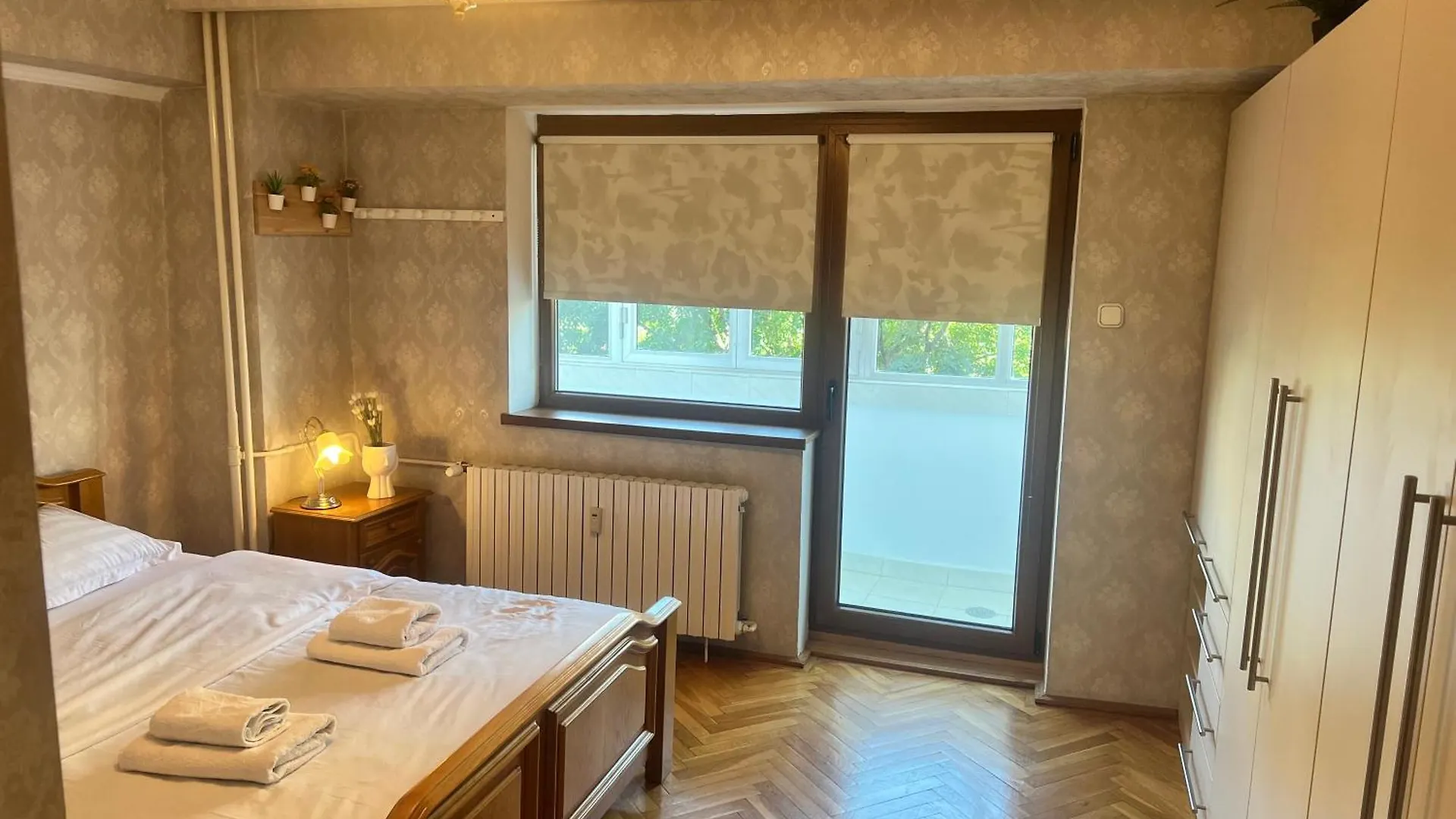 Apartment Lazynest - Central 2Br Apt Near Piata Alba Iulia Bucharest Romania